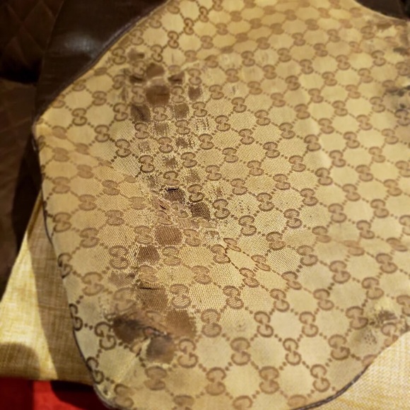 Gucci bag 💯 present Authentic - Picture 7 of 8